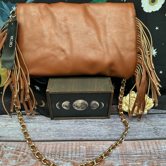BCBG | Brown Fringe Deep Pocket Shoulder Bag NWT - Picture 5 of 7
